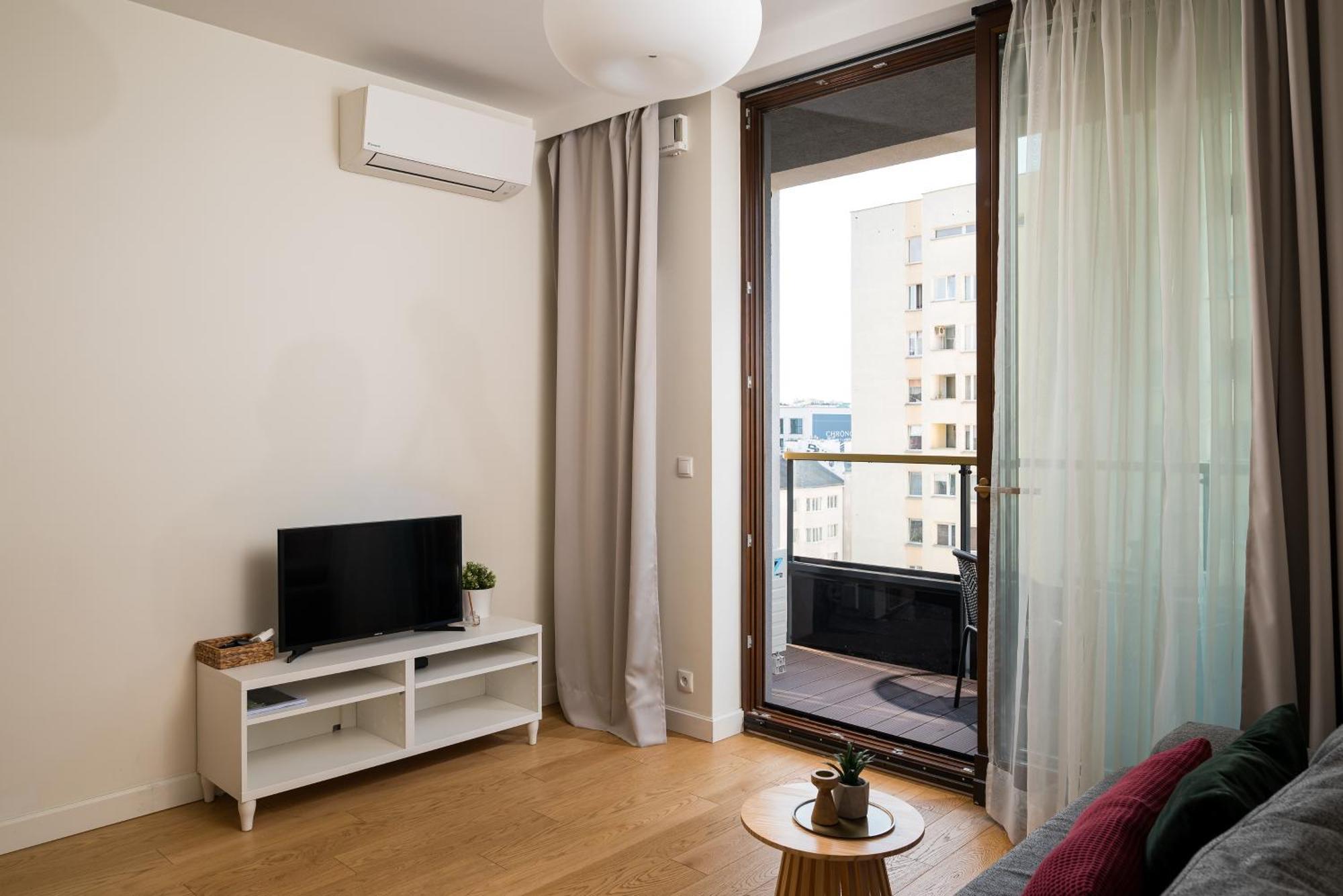 Apartment Ogrodowa Peaceful Warsaw